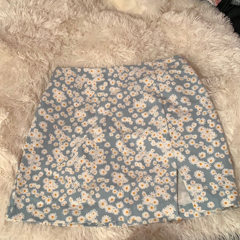 Wild fable skirt with flowers